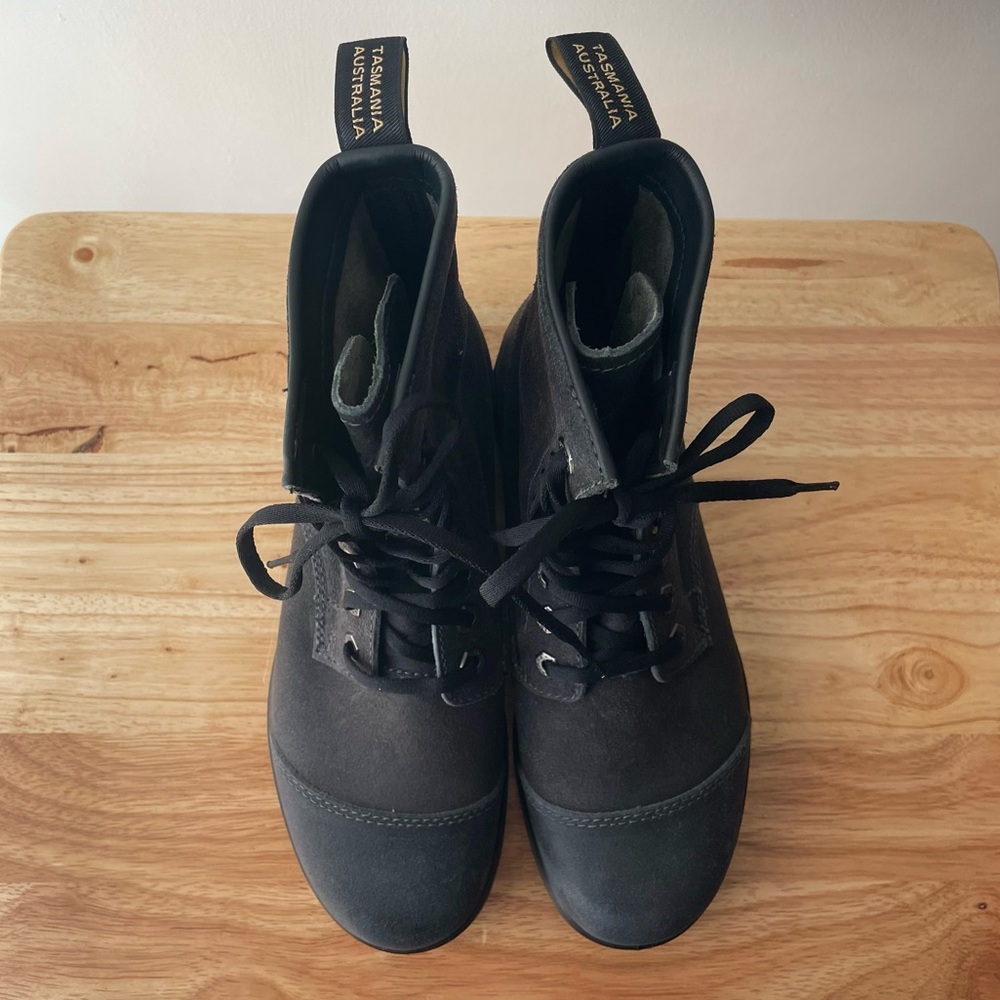 BLUNDSTONE STEEL GRAY LACE-UP BOOTS - SIZE 9 US (WOMEN’S ORIGINALS #2530)! - Picture 5 of 10